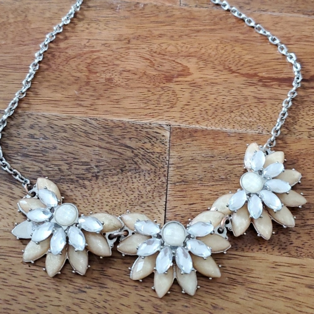 Necklace - Picture 2 of 2